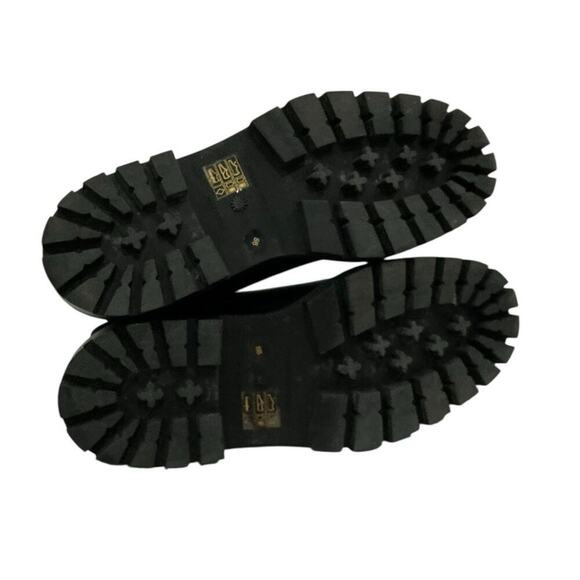 Stuart Weitzman Ultra Lug City Leather Bootie Black Size 8 Excellent Condition - Picture 12 of 12